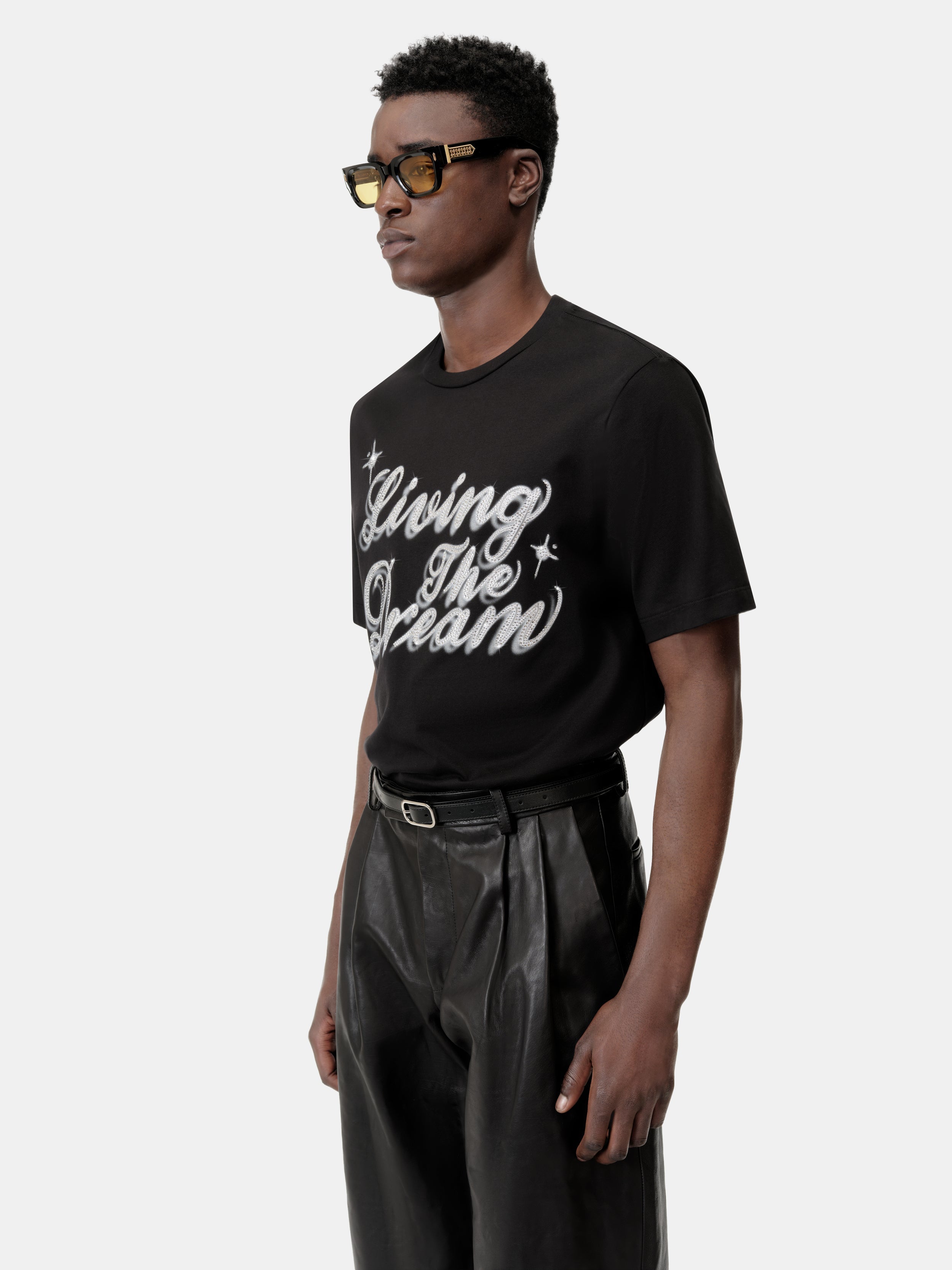 CRYSTAL LIVING THE DREAM TEE - Black