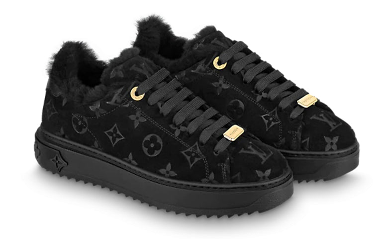(WMNS) LOUIS VUITTON Time Out Shearling Sneakers 'Black Monogram with Gold' 1A95KN #