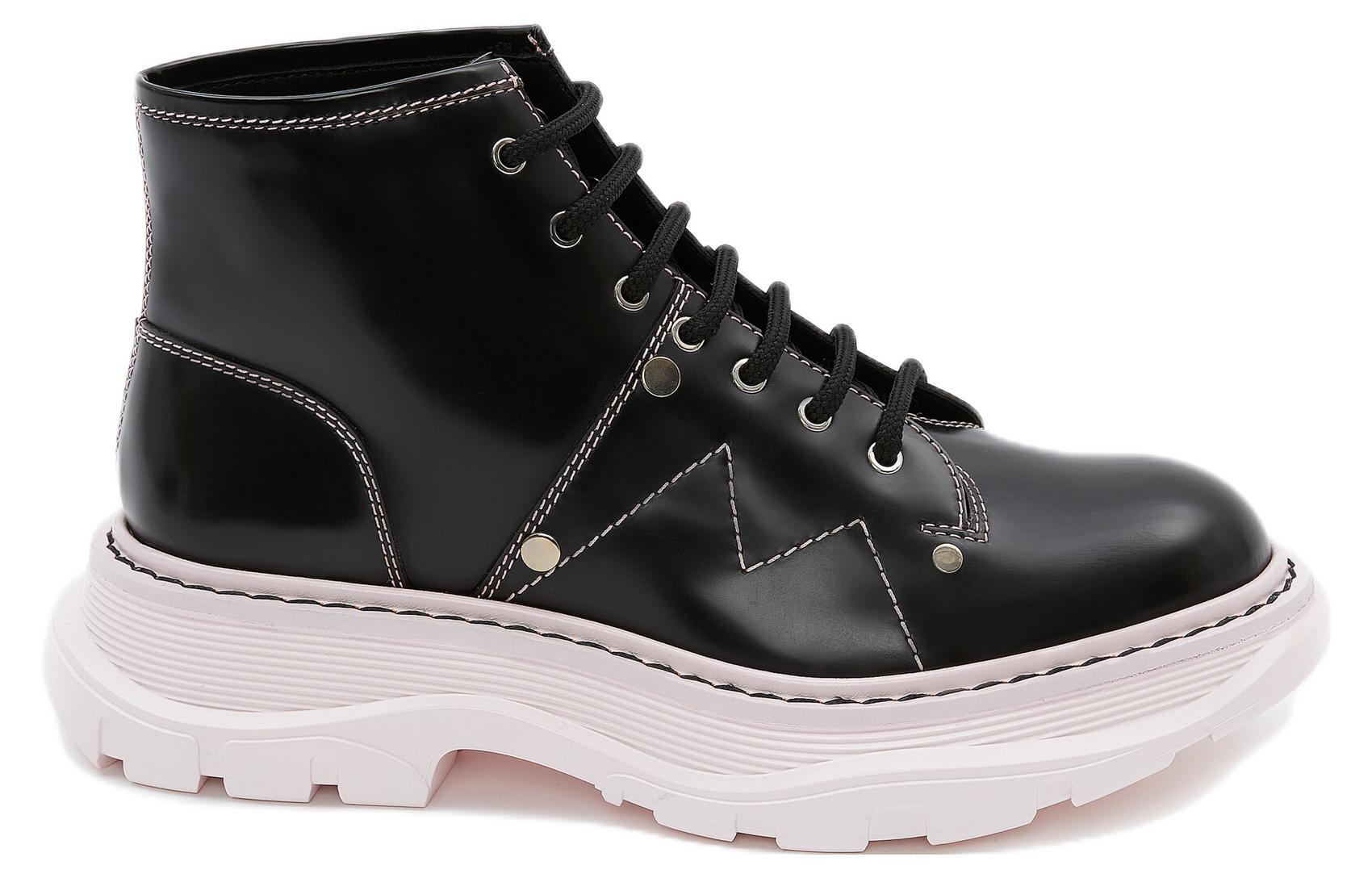 (WMNS) Alexander McQueen Tread Lace-Up Boot 'Black Pink' 595469WHZ811488 #