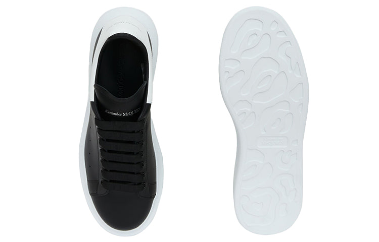 Alexander McQueen Oversized Sneaker 'Black White' 553680WHGP51070 #