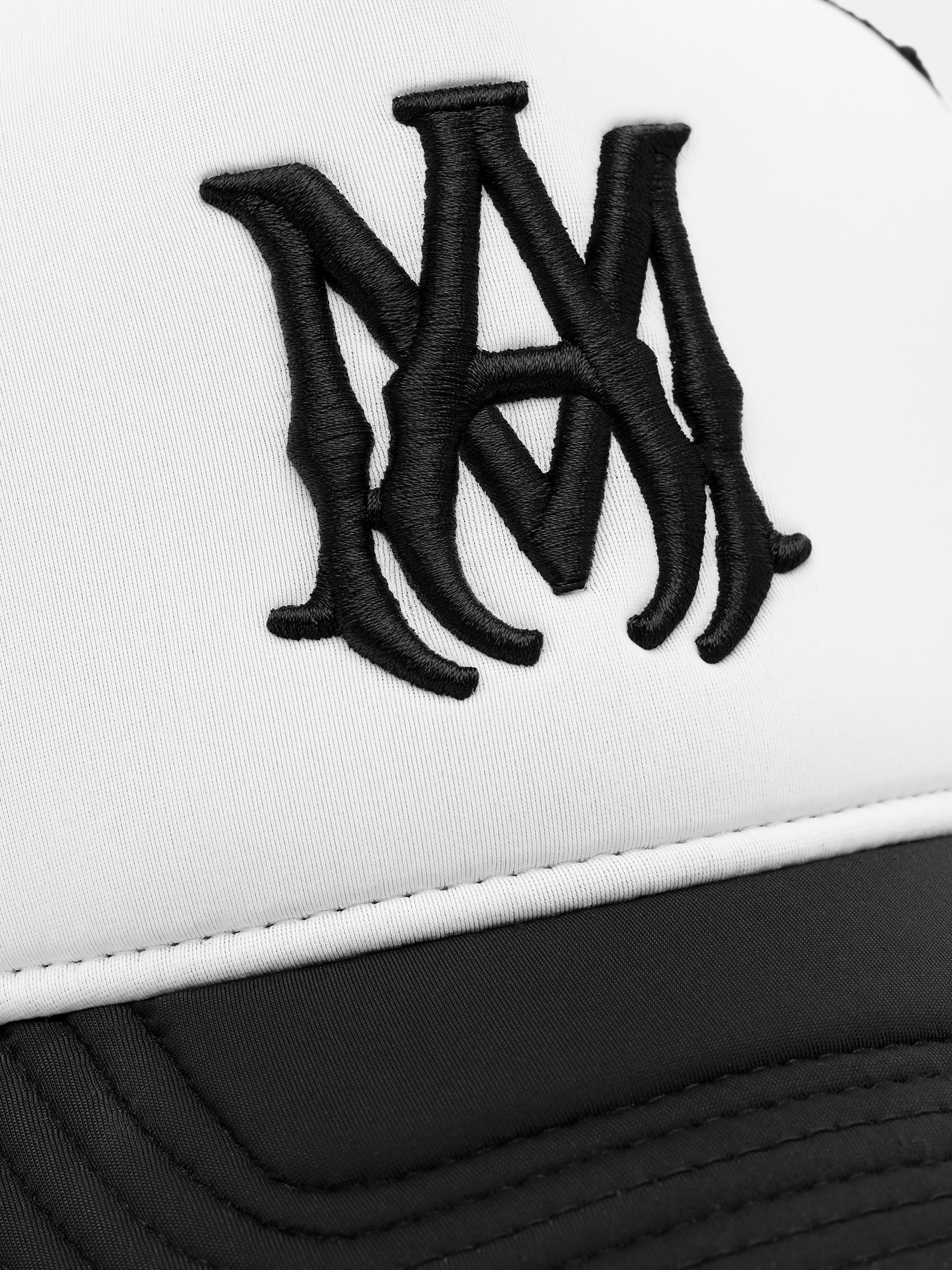 MA TWO TONE TRUCKER HAT - Black