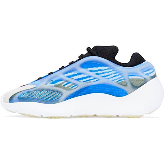 YEEZY 700 BLUE # - MAC OUTFITS