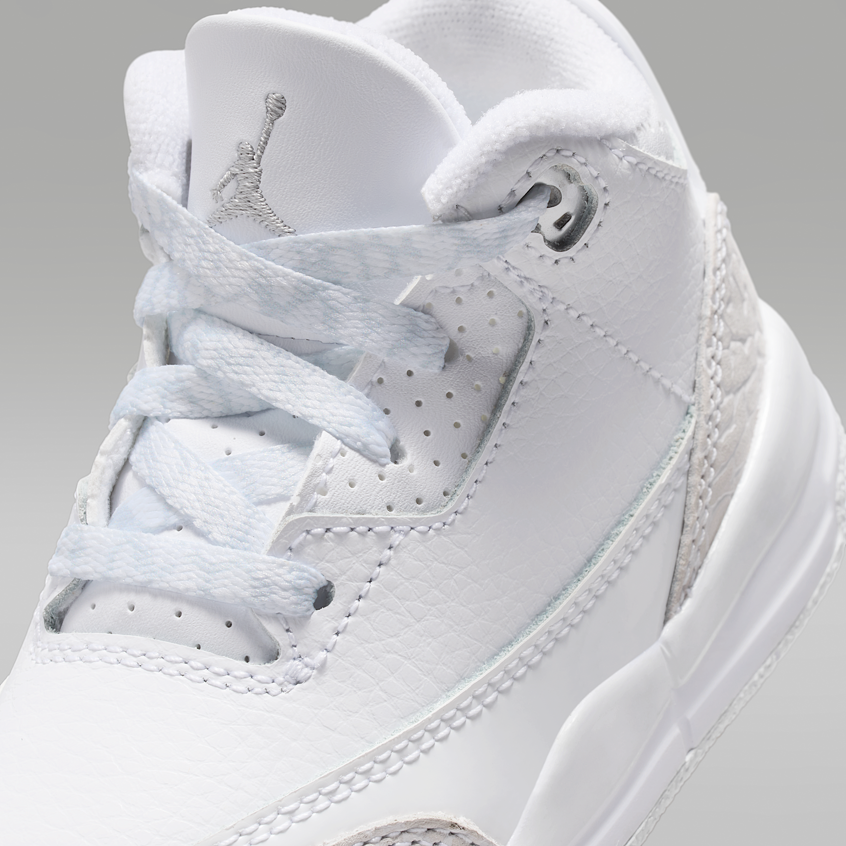 Jordan 3 Retro "Pure Money"