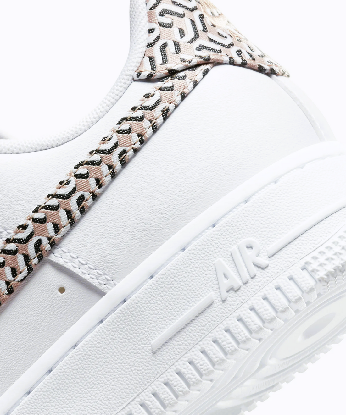 AIR FORCE 1.