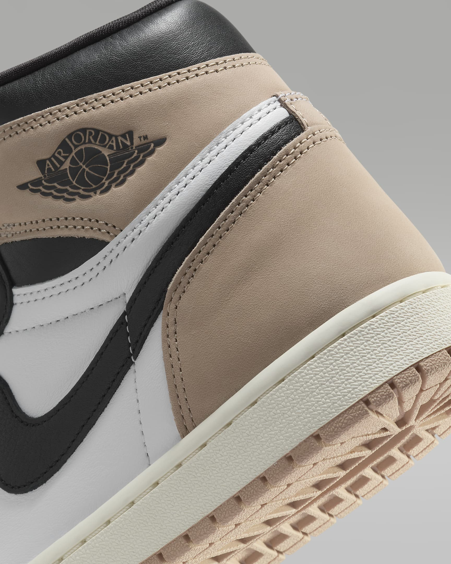 AIR JORDAN 1 RETRO High OG "Latte" #