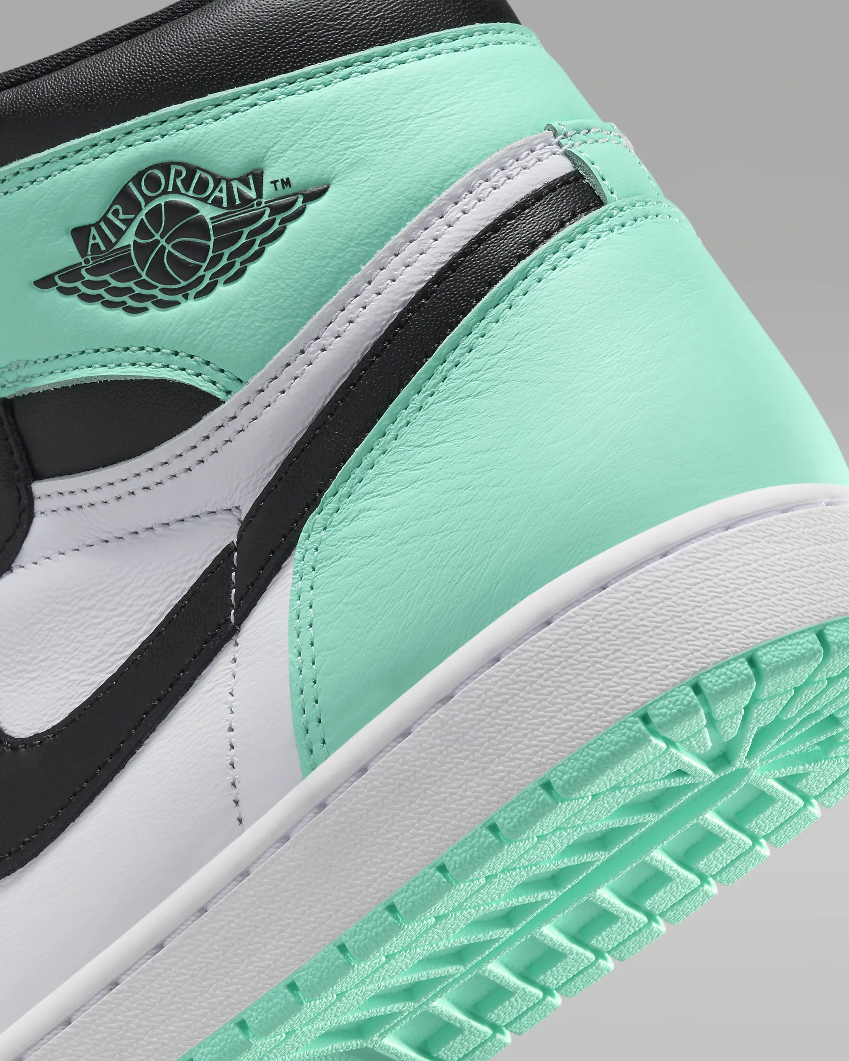 AIR JORDAN 1 RETRO High OG #