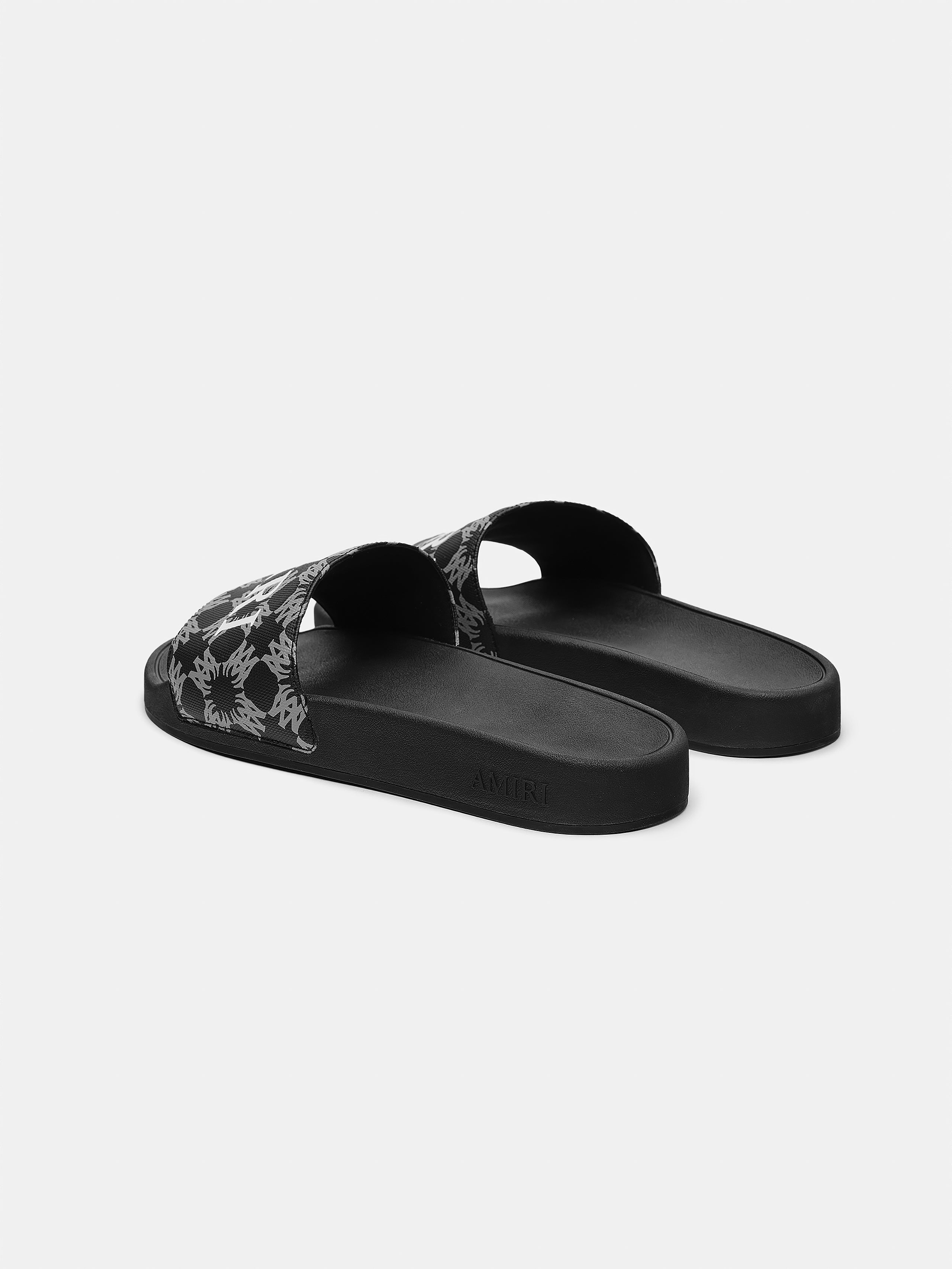 MA QUAD CANVAS POOL SLIDE - Black