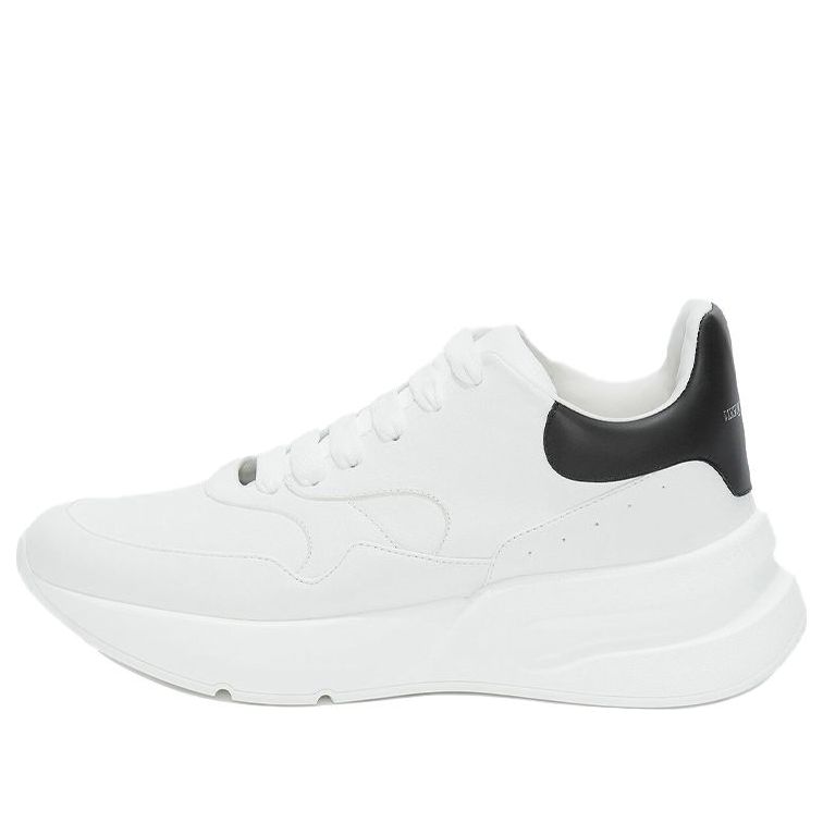 Alexander McQueen Oversized Runner 'White Black' 575425WHRU39034 #