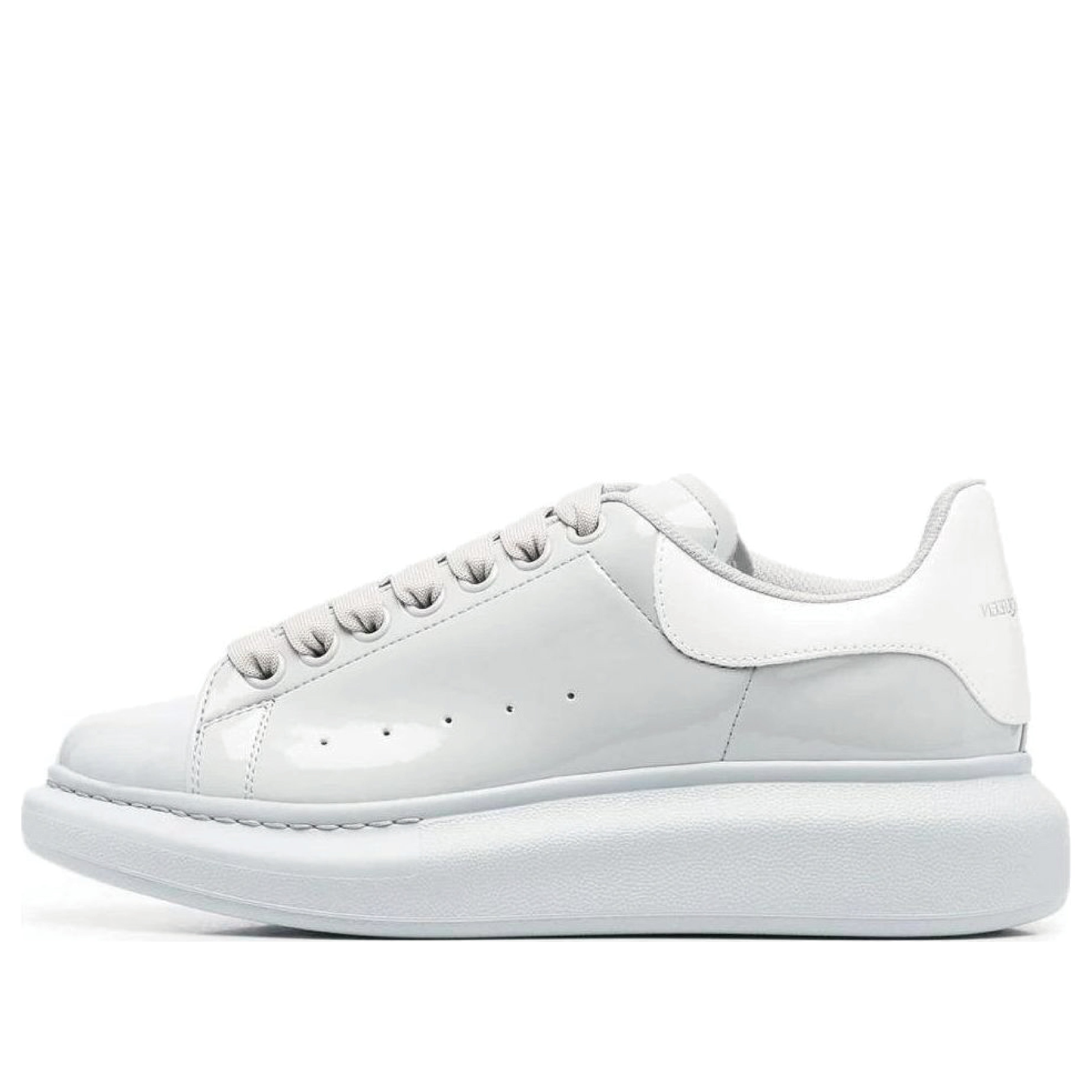 (WMNS) Alexander McQueen Oversized Low-Top Sneakers 'Grey White' 697102W4T911806 #